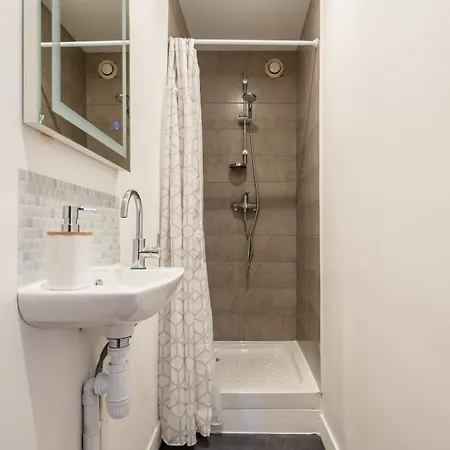 Апартаменты T2 Cosy A Deux Pas De La Gare *